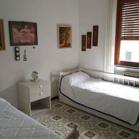 Monterosso...a Due Passi Dal Mare