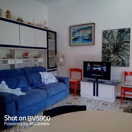 Monterosso...a Due Passi Dal Mare Monterosso al Mare